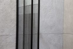 Kabina prysznicowa półokrągła 80x80 cm z brodzikiem Kerra Xenia Duo Black czarny - dekor na szkle