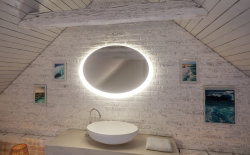 Lustro owalne 70x55 cm z oświetleniem LED MCJ Flavio