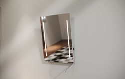 Lustro prostokątne 60x80 cm z regulacją nachylenia i oświetleniem LED MCJ Torino 2