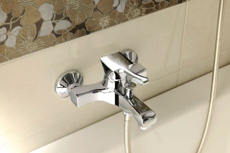 Przejdź do produktu CHIC naścienna bateria wannowa, kompletna, chrom