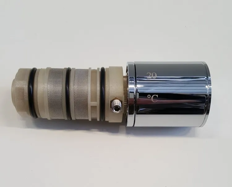 Głowica termostatyczna z rękojeścią do artykułu 55052