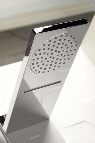 Przejdź do produktu SOUL 200 panel prysznicowy 210x1500mm z baterią termostatyczną, aluminium