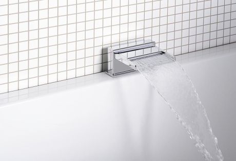 Przejdź do produktu Wylewka kaskadowa na brzeg wanny, otwarta, szerokość 145mm, chrom