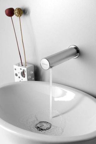 Przejdź do produktu Sensorowa bateria ścienna 6V DC (4xAA), chrom