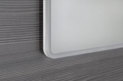 PIRI lustro z oświetleniem LED 60x80cm