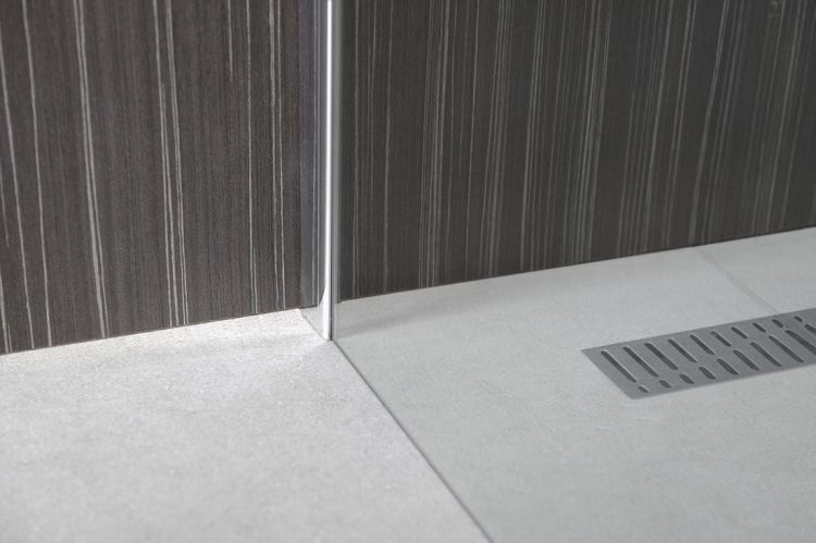 WALK-IN jednoczęściowa ścianka do montażu do ściany ze wspornikem, 900 mm, szklo czyste