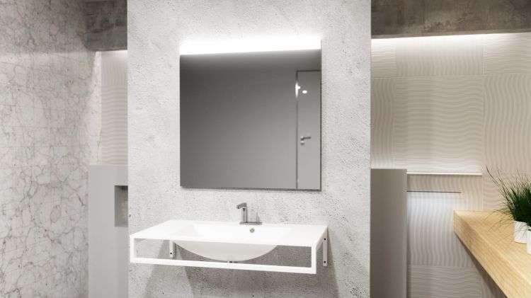 Lustro kwadratowe 80x80 cm ze stalową ramą i oświetleniem LED i półką MCJ Easy 04