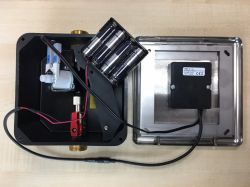 Elektroniczny mechanizm spłukujący do pisoaru na podczerwień 6V (4xAA)