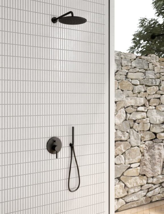Zestaw prysznicowy z okrągłą deszczownicą 30 cm czarny Kohlman Roxin QW210RBR30