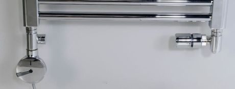 Przejdź do produktu CORNER COMBI zestaw przyłączeniowy termostatyczny, prawy, chrom