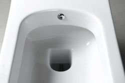 SOLUZIONE WC wiszące 35x50,5cm z prysznicem bidetowym, białe