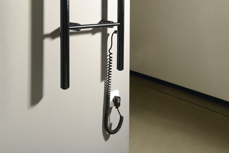 KARBO elektr. suszarka na ręczn. okrągłe profile, 400x1120 mm, 87 W, czarny