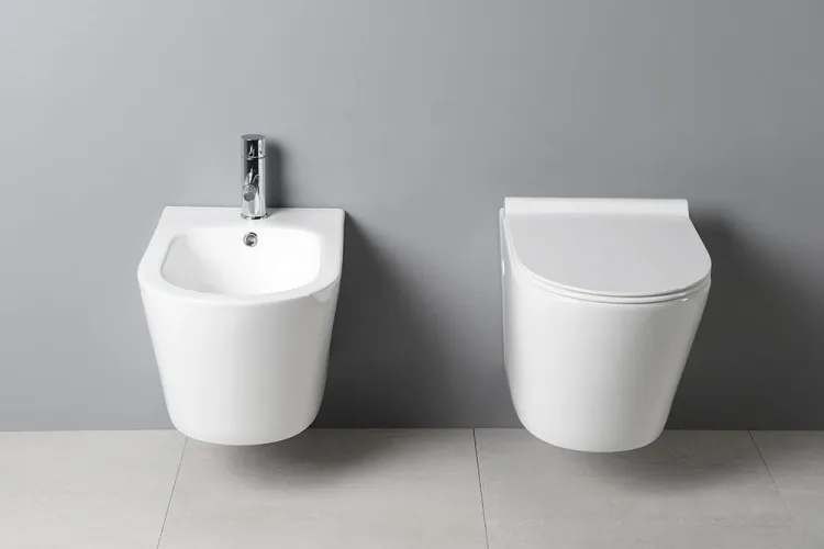 PACO bidet wiszący, 36x52 cm