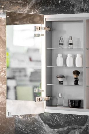 Przejdź do produktu INTEGRA szafka z lustrem do zabudowy, oświetlenie LED, 125x70cm