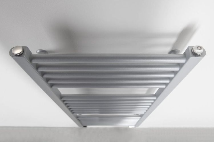 DIRECT Grzejnik łazienkowy płaski, 990/450, 426 W, srebro struktural