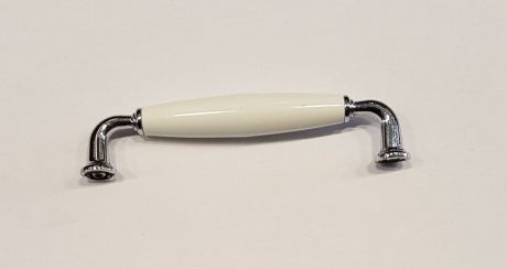 Przejdź do produktu FAVOLO uchwyt, 142/128mm, chrom/biały