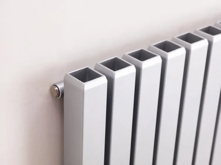 Grzejnik pionowy, rurowy 60x28 cm Komex Wezuwiusz pokojowo-dekoracyjny