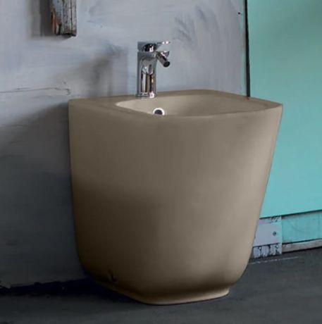 Przejdź do produktu Bidet stojący 35x55 cm jasny brąz Kerasan Tribeca 512081