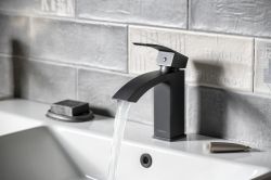 GINKO 35 bateria umywalkowa bez odpływu, czarny mat