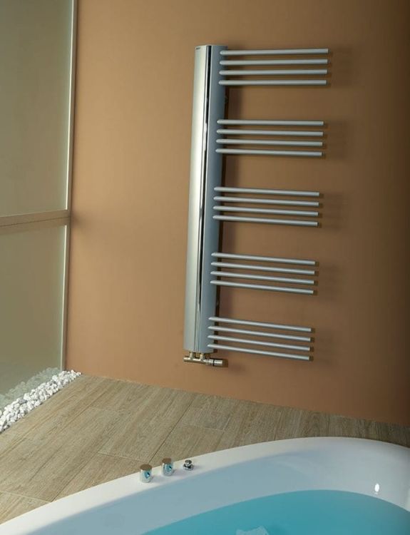 ELIT P grzejnik prawy 575x1070mm, 530W, srebrny