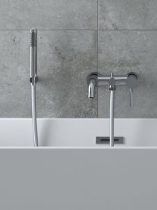 Bateria wannowa ścienna ze słuchawką prysznicową Besco Illusion BW-IS-CH chrom