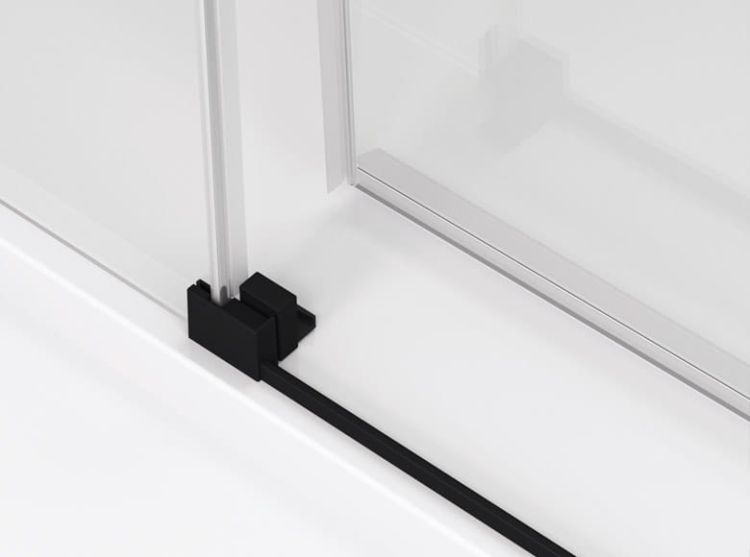 Listwa progowa oraz funkcja wypinania drzwi