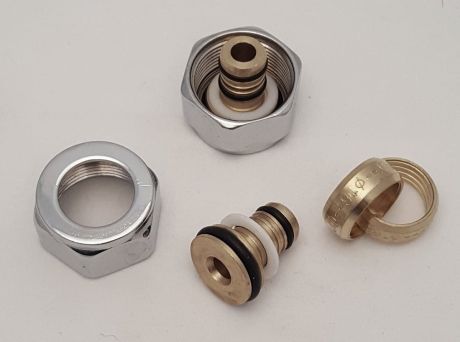 Przejdź do produktu Złączki do Alupex 16mm, chrom