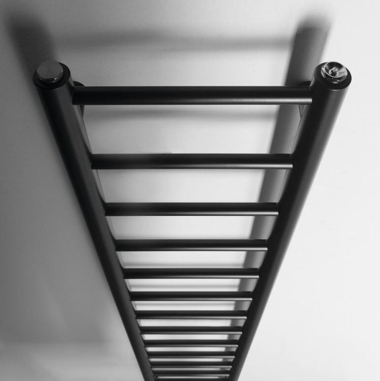 DINA grzejnik łazienkowy 300x1740mm, czarny mat