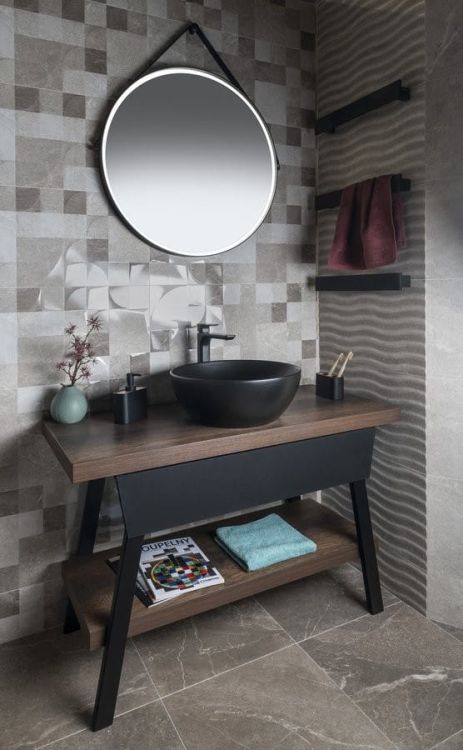 ORBITER okrągłe lustro z oświetleniem LED ze skórzanym paskiem, ø 70cm, czarny mat