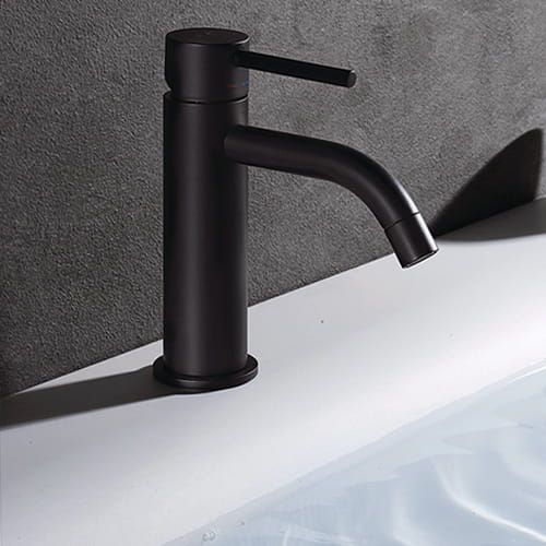 bateria umywalkowa czarna Paffoni Light.jpg