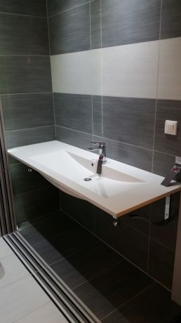 Przejdź do produktu Umywalka na dowolny wymiar z materiału Solid Surface z misą Zen-70SOL