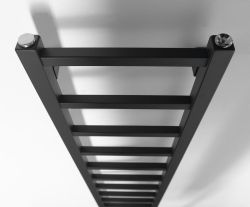 METRO LIGHT grzejnik łazienkowy 300x1500 mm, czarny mat