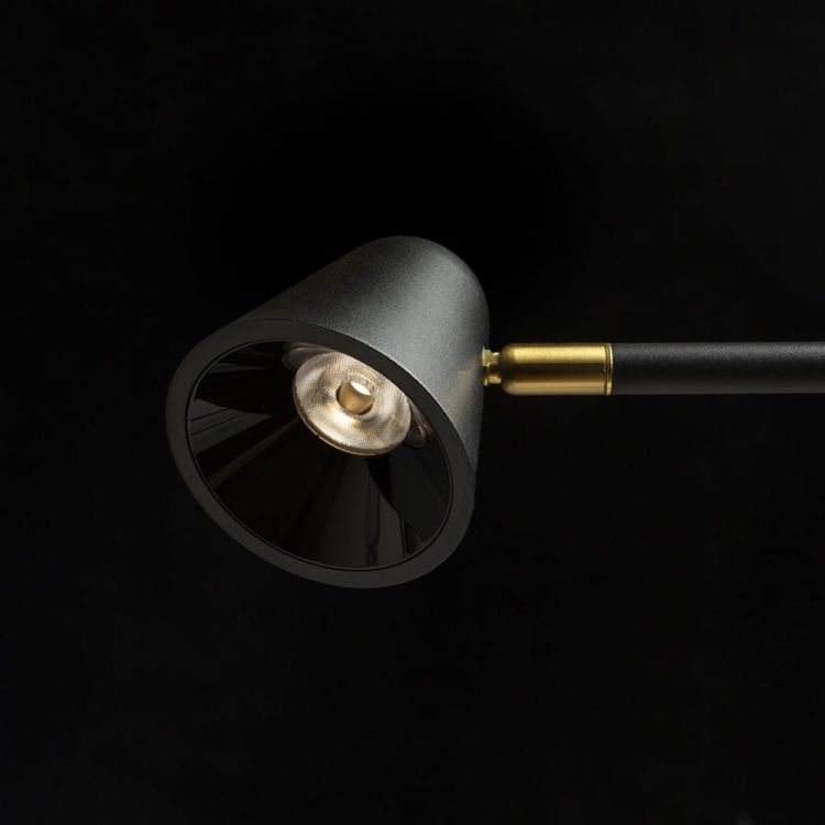STIG podłogowa czarna  230V LED 8.4W 34°  3000K