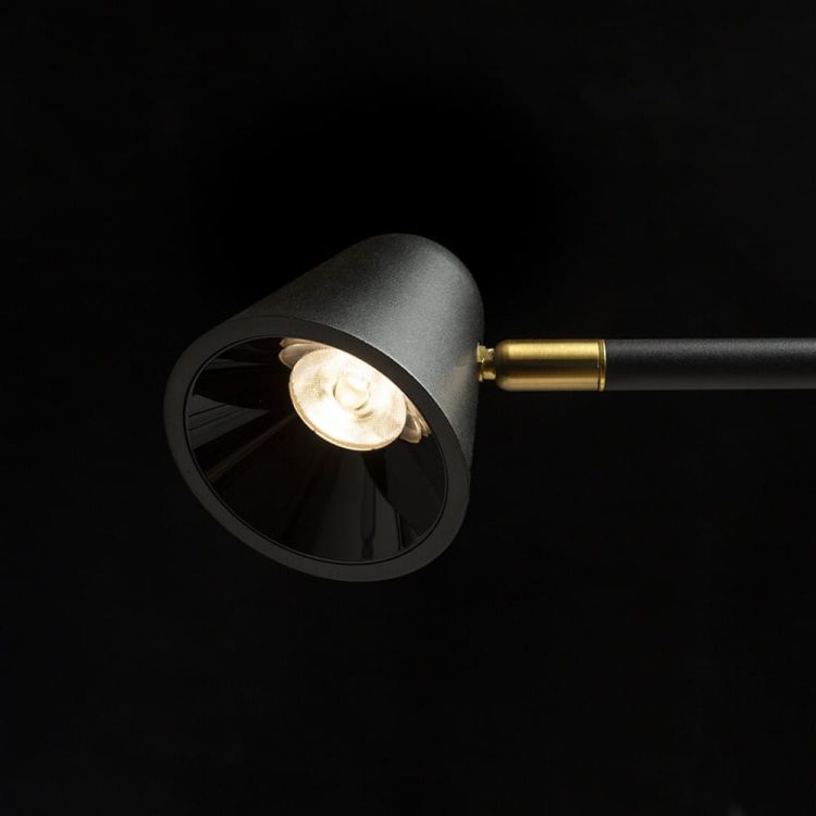 STIG podłogowa czarna  230V LED 8.4W 34°  3000K