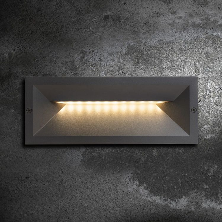 RAGG wpuszczana czarna  230V LED 12W IP65  3000K