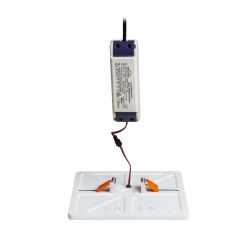 BJORK SQ 20 wpuszczana biała 230V LED 18W 3000K