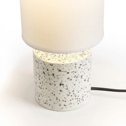 CAMINO stołowa z abażurem biała decor teraco 230V E27 28W