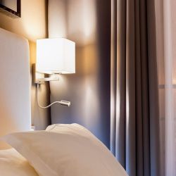 TAINA z abażurem biała nikiel mat 230V E27 LED 28+3W 25°  3000K