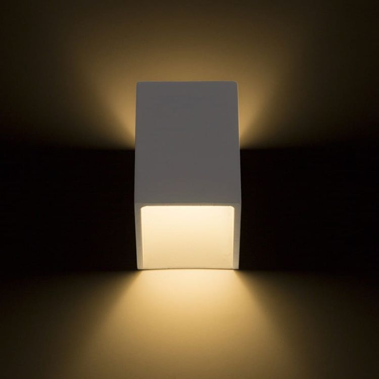 QUENTIN ścienna biała  230V LED 5W  3000K