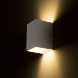 QUENTIN ścienna biała  230V LED 5W  3000K