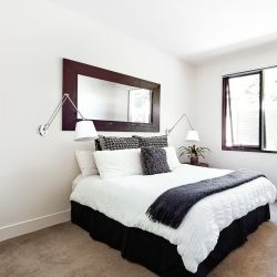 ASHLEY ścienna biała chrom 230V E27 42W