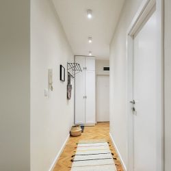 MOMA kierunkowa biała  230V GU10 35W