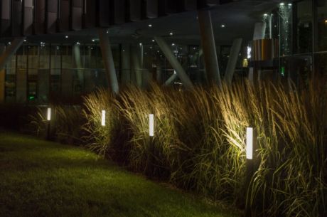 Przejdź do produktu VADIS 90 podłogowa antracyt  230V LED 8W IP54  3000K