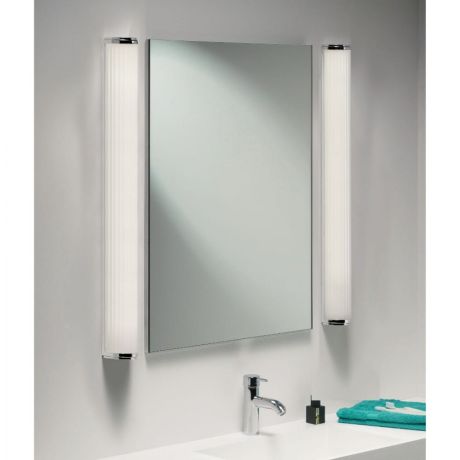 Przejdź do produktu MONZA 900  chrom 230V G5 39W IP44