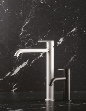 Przejdź do produktu Biała bateria umywalkowa wysoka 29 cm Emmevi Filo 85003BIGBO