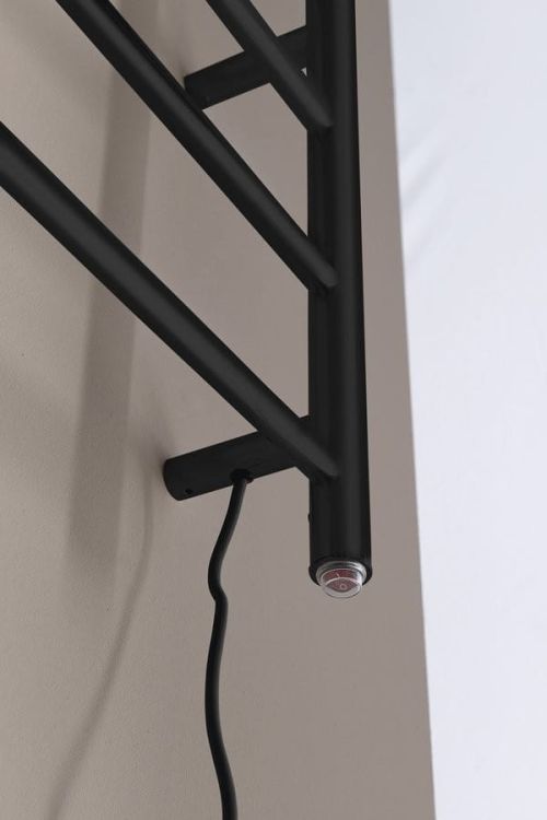REDONDO elektryczna suszarka na ręczniki, okrągła, 500x900 mm, 75 W, czarny mat