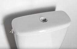 Wc kompakt Miguel spłuczka.JPG
