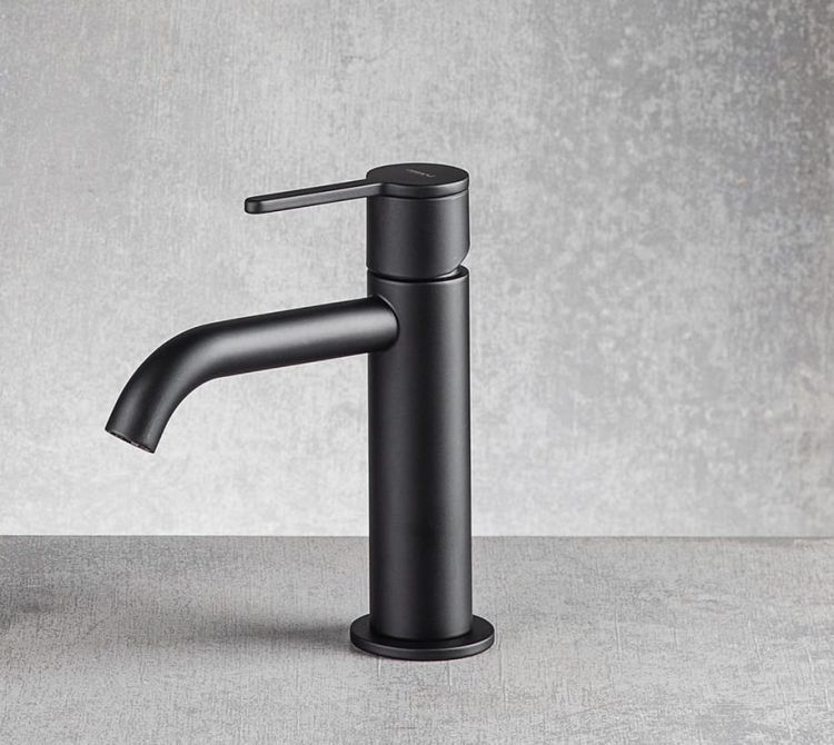 Bateria umywalkowa stojąca 16 cm Emmevi Filo 85003NO czarny mat