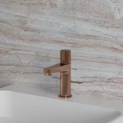 Bateria umywalkowa, stojąca 10 cm Omnires Contour CT8010CPB miedź szczotkowana