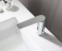Sensorowa bateria stojąca z regulacją temperatury, 6V DC (4xAA), chrom